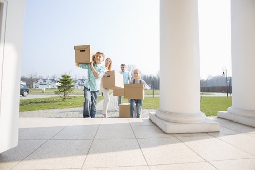 Local moving van arranged for a Roehampton relocation