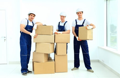 Local packing materials suitable for flats and houses in Roehampton