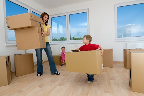 Commercial delivery and removals support for Roehampton businesses
